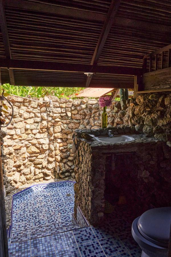 Отель Casa Balae Нуки Экстерьер фото